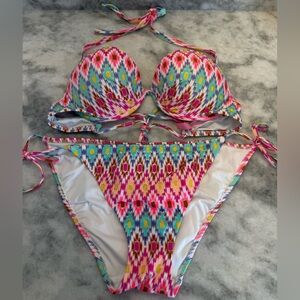 Victoria's Secret Patterned Bikini Top 36C Bottom Size L